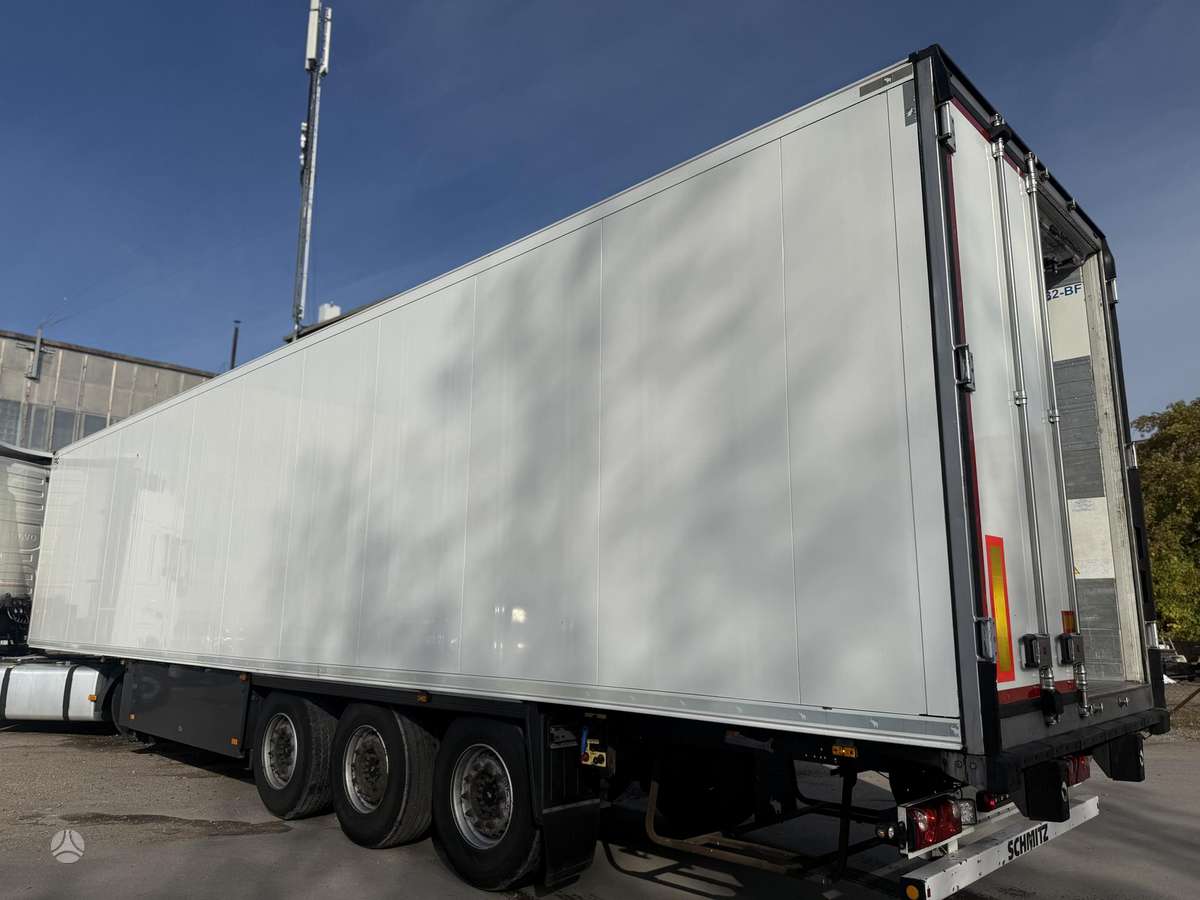 Schmitz SKO24 kablinis (with meat hooks), рефрижераторы