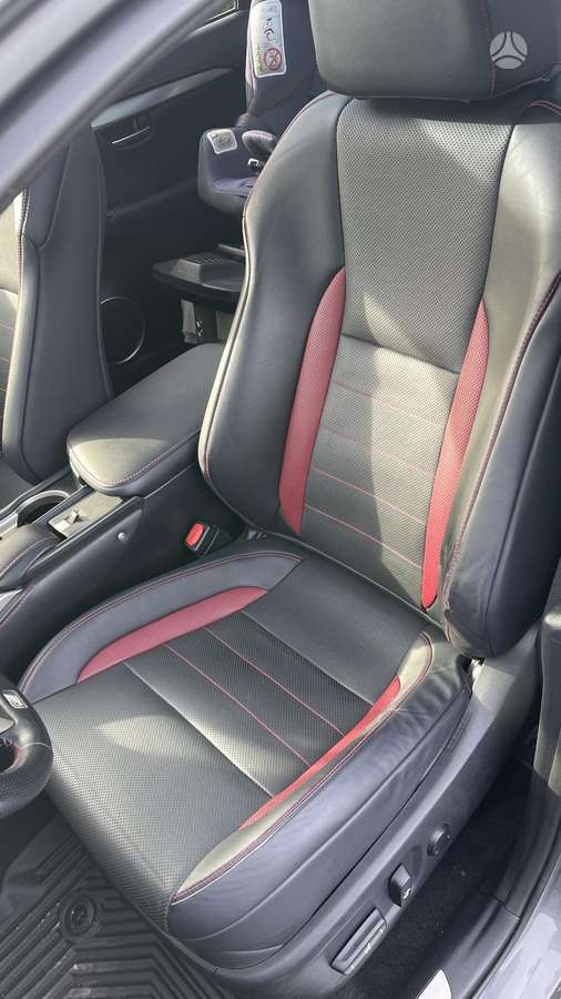 Lexus NX 300h sėdynės