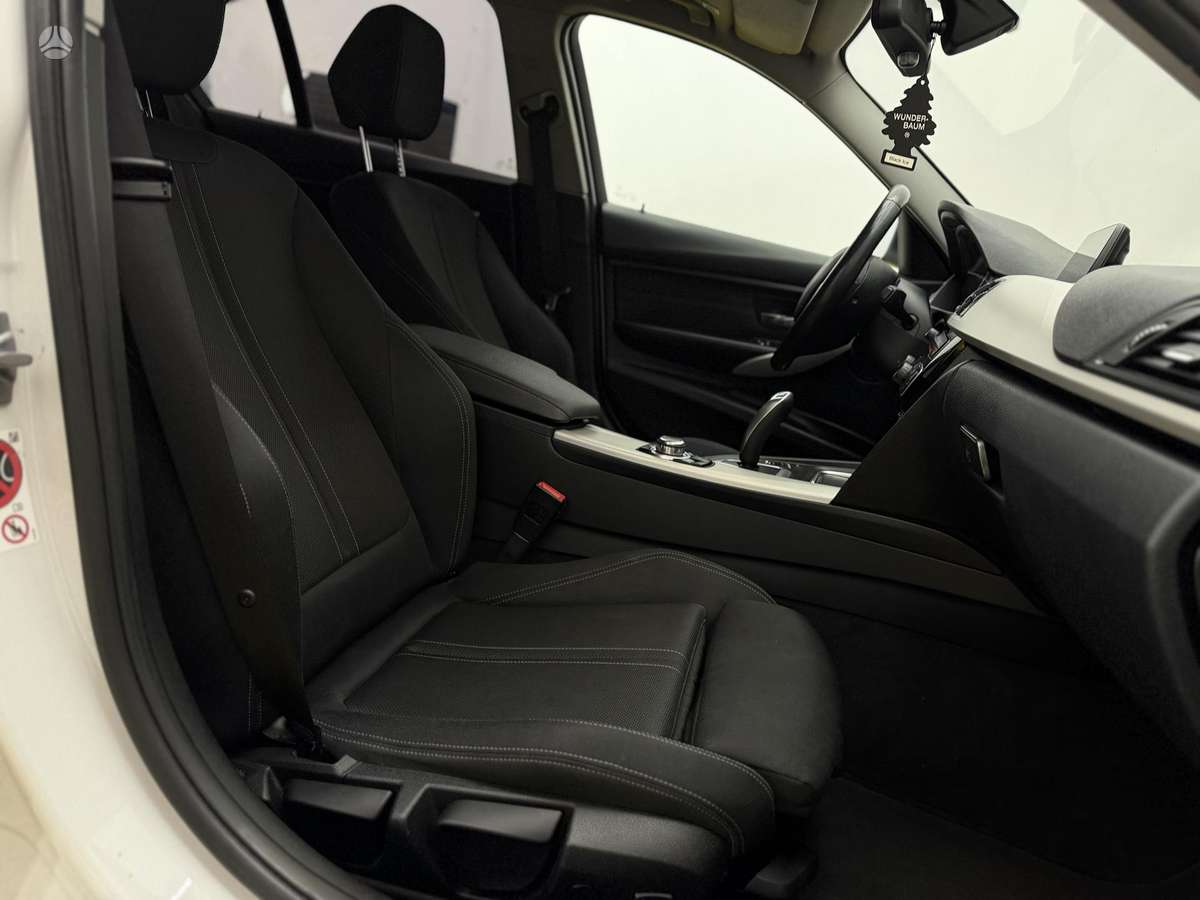 BMW 316, 2.0 l., Седан