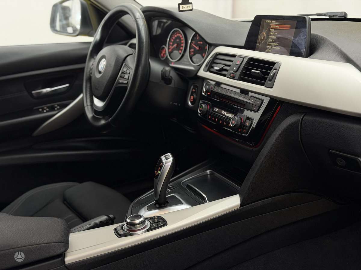 BMW 316, 2.0 l., Седан