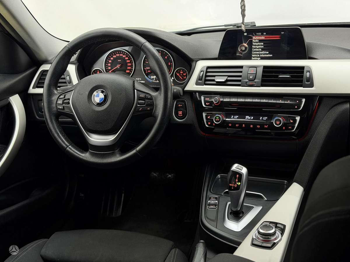 BMW 316, 2.0 l., Седан
