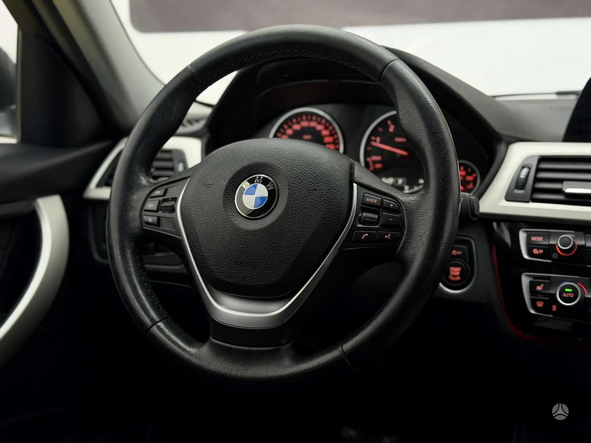 BMW 316, 2.0 l., Седан