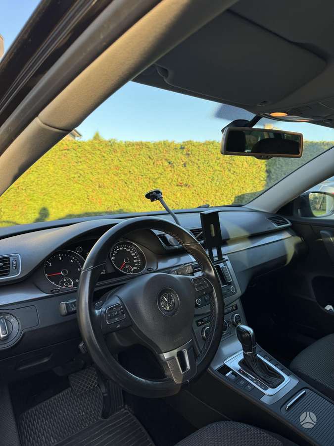 Volkswagen Passat 2014 — photo 13