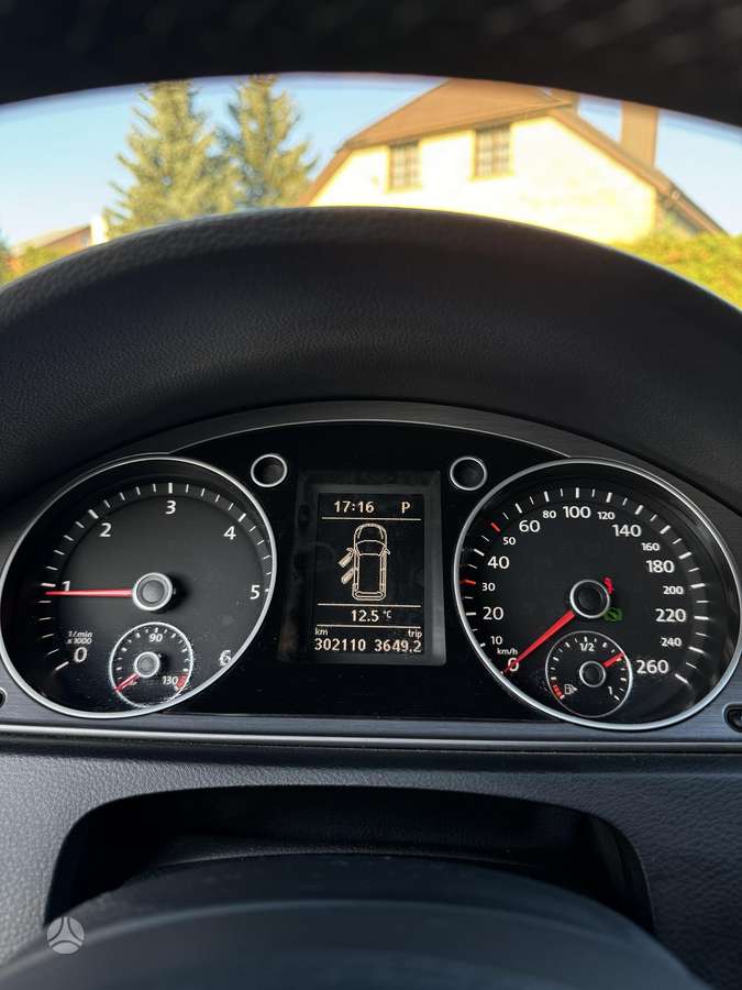 Volkswagen Passat 2014 — photo 14
