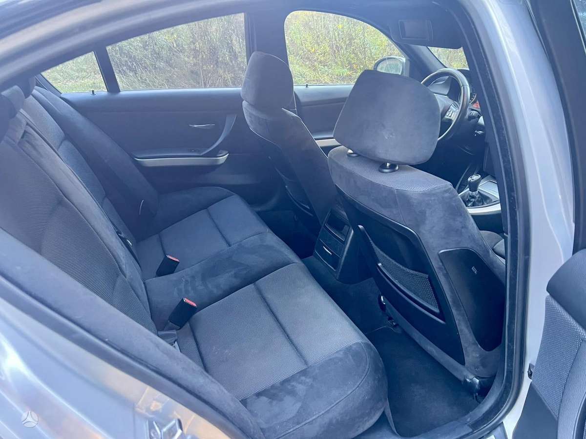 BMW 320, 2.0 l., Седан
