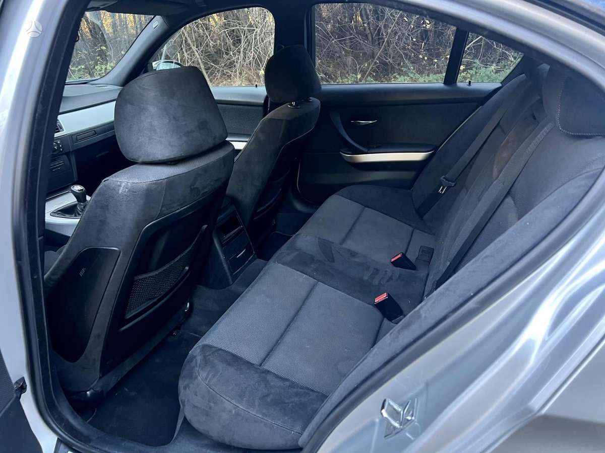 BMW 320, 2.0 l., Седан