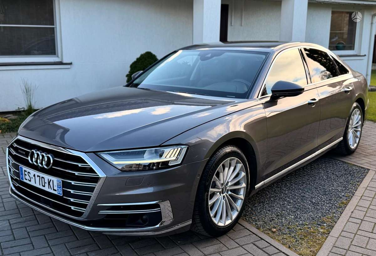 Audi A8, 3.0 l., Седан