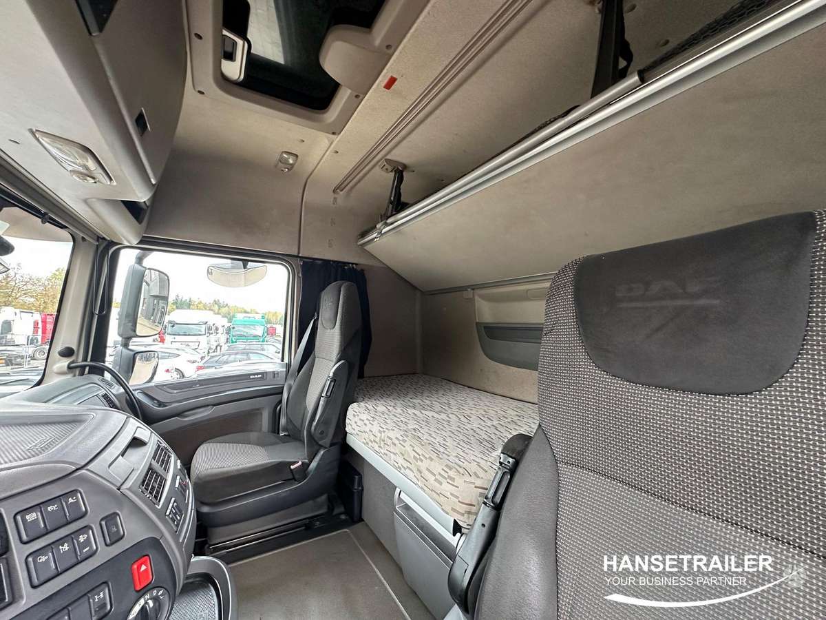 DAF XF 460 FT Space Cab, 2 спальных места