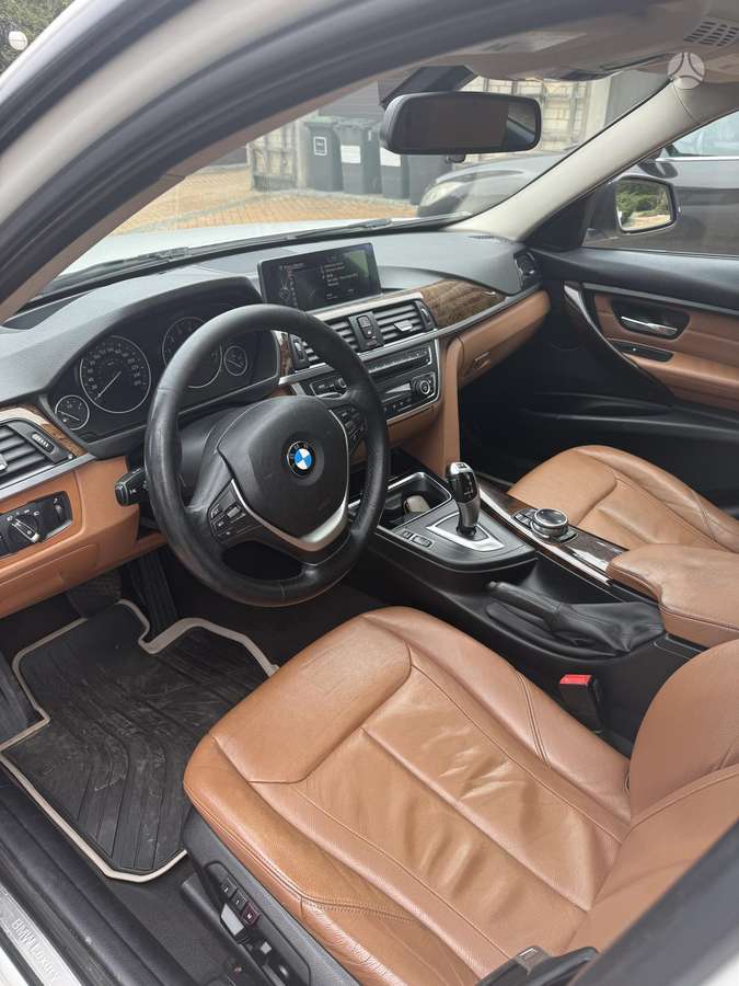 BMW 335, 3.0 l., Седан