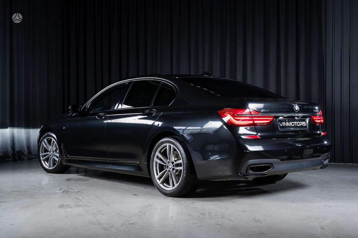 BMW 730, 3.0 l., Седан