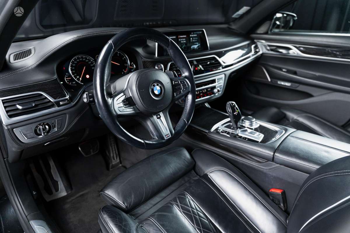 BMW 730, 3.0 l., Седан