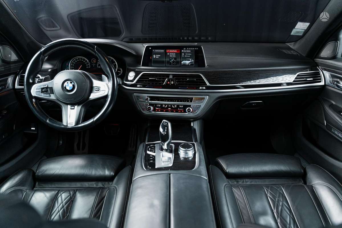 BMW 730, 3.0 l., Седан