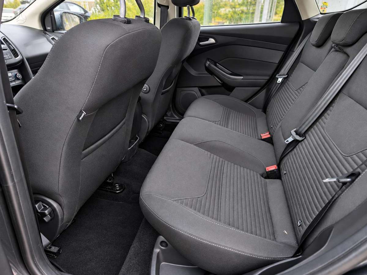 Ford Focus, 1.0 l., Хэтчбек