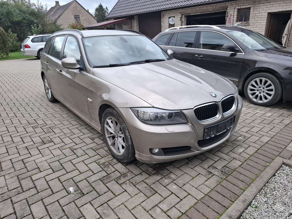 BMW 320, 2.0 l., wagon