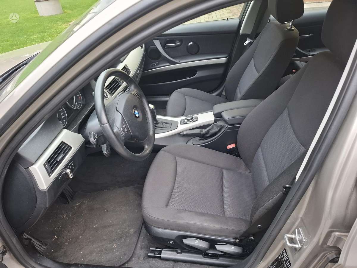 BMW 320, 2.0 l., wagon