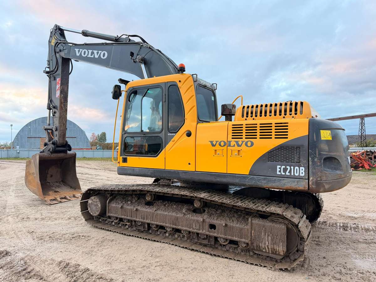 Volvo EC 210 BLC, экскаваторы