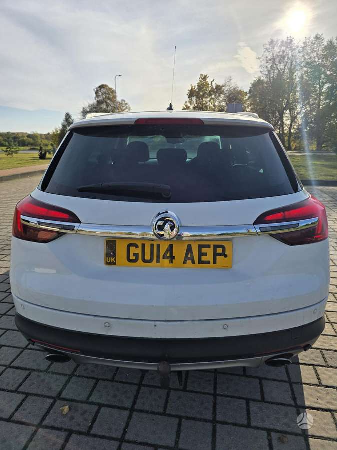 Opel Insignia, 2.0 l., Универсал