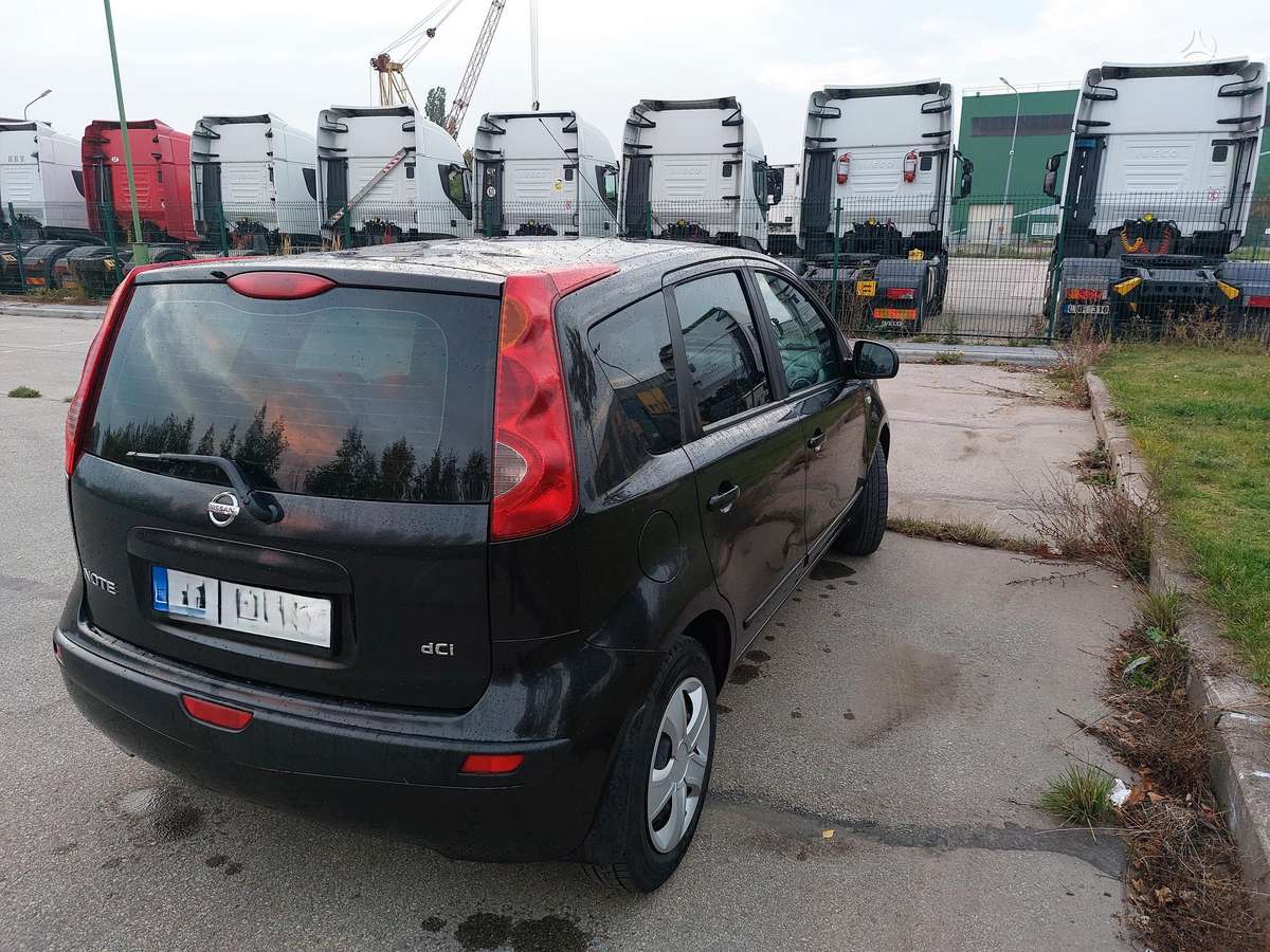Nissan Note, 1.5 l., Хэтчбек