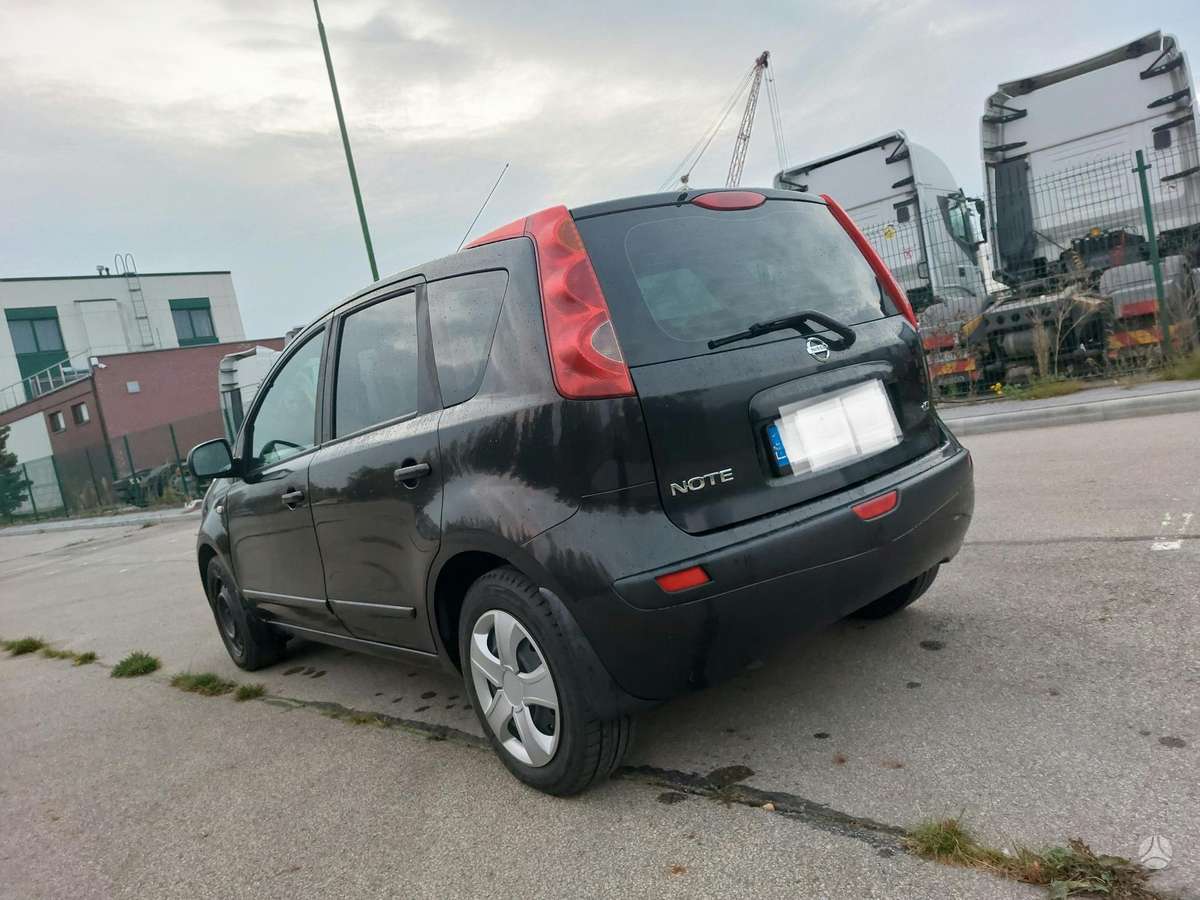 Nissan Note, 1.5 l., Хэтчбек