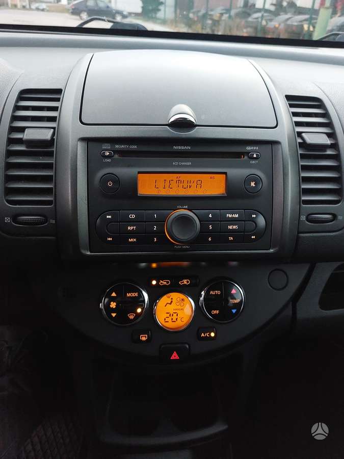Nissan Note, 1.5 l., Хэтчбек