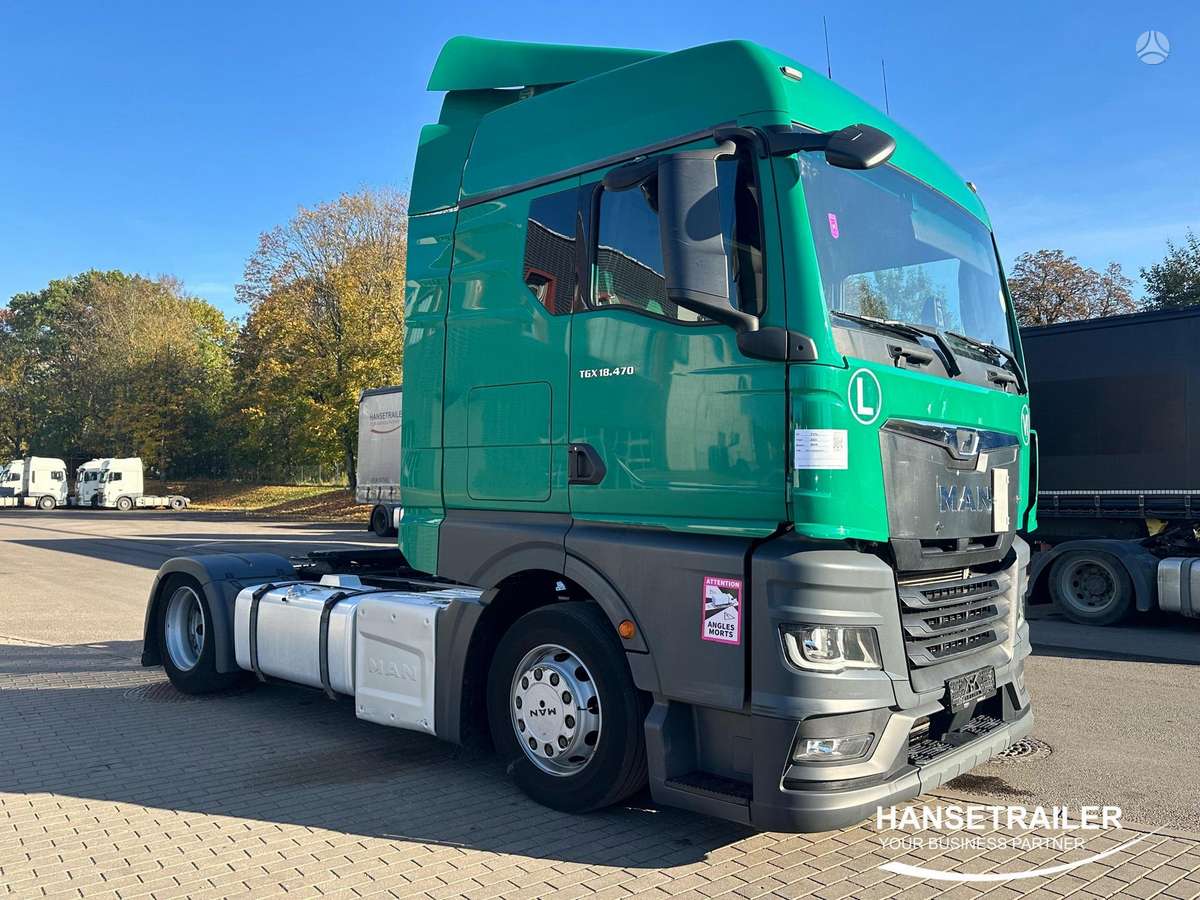 MAN TGX 18.470 Mega Low Deck, double sleeper