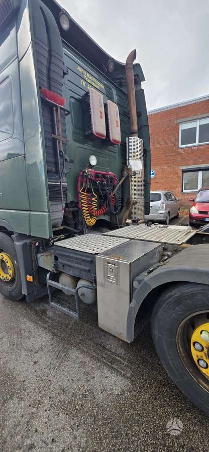 Volvo FH12-380  6×2, double sleeper
