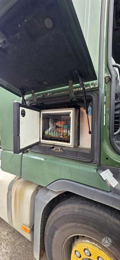 Volvo FH12-380  6×2, double sleeper