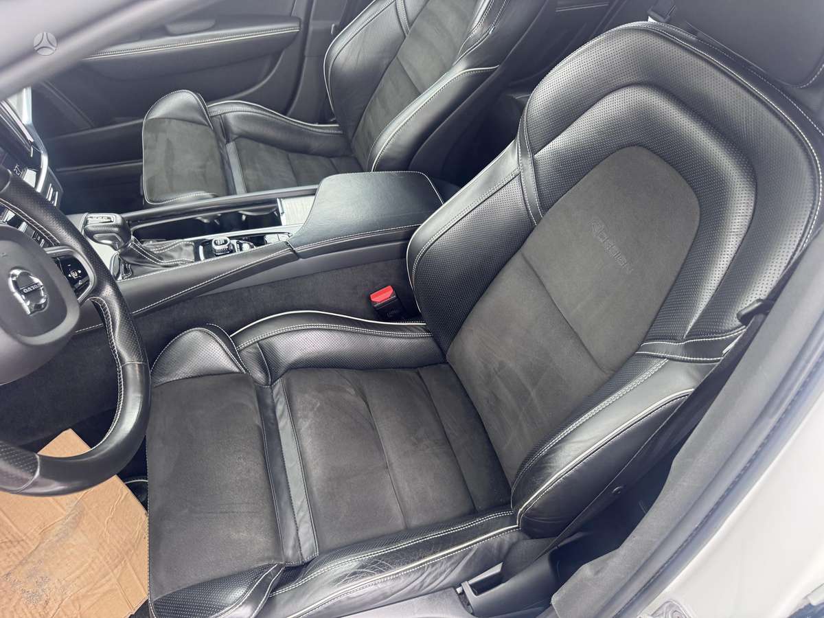 Volvo V90, 2.0 l., Универсал