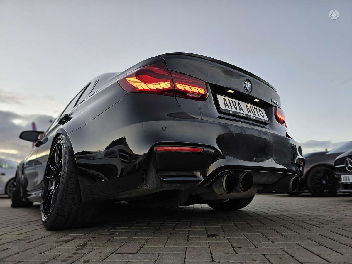 BMW M3, 3.0 l., Седан