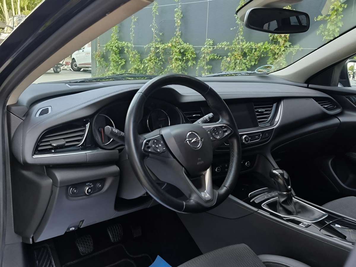 Opel Insignia, 2.0 l., universalas