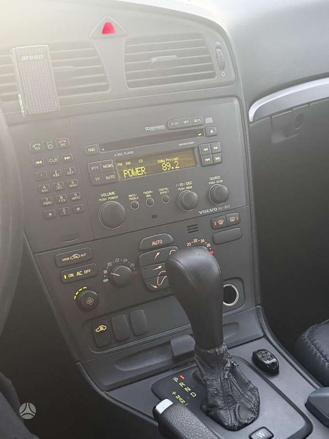 Volvo XC70, 2.4 l., wagon