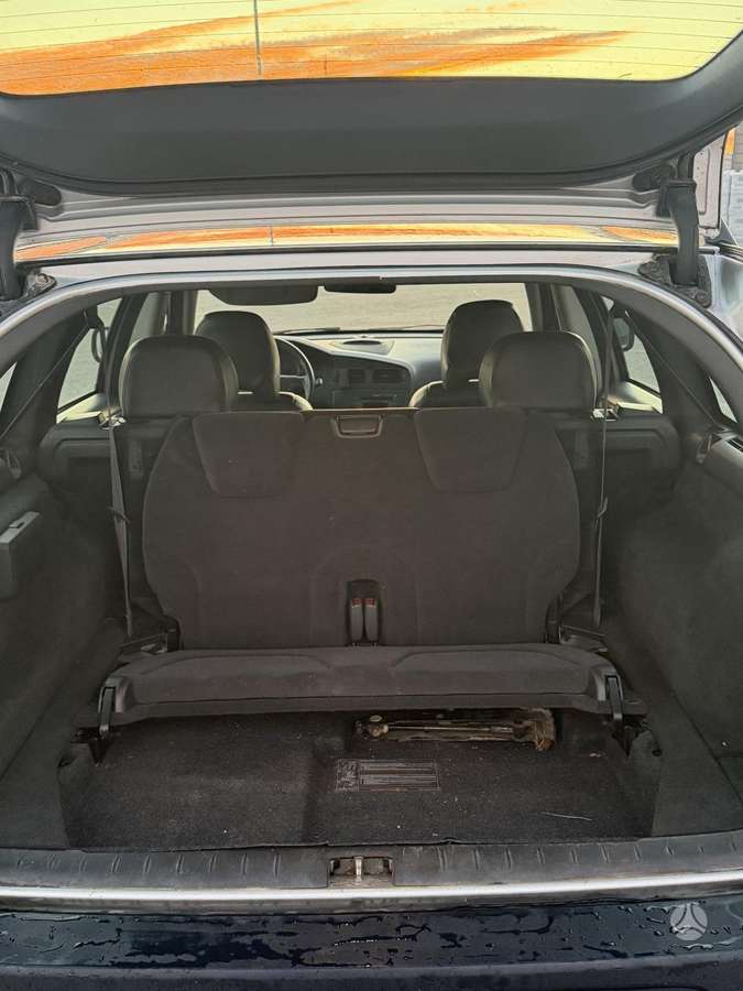 Volvo XC70, 2.4 l., wagon