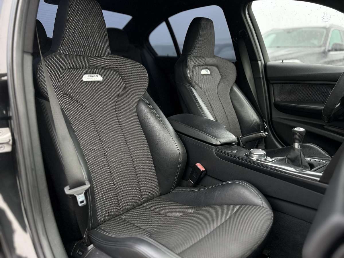 BMW M3, 3.0 l., Седан