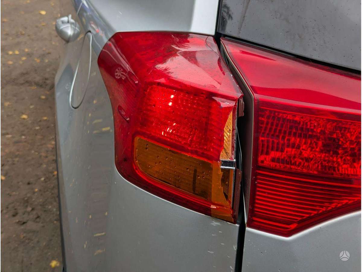 Toyota RAV4 variklis