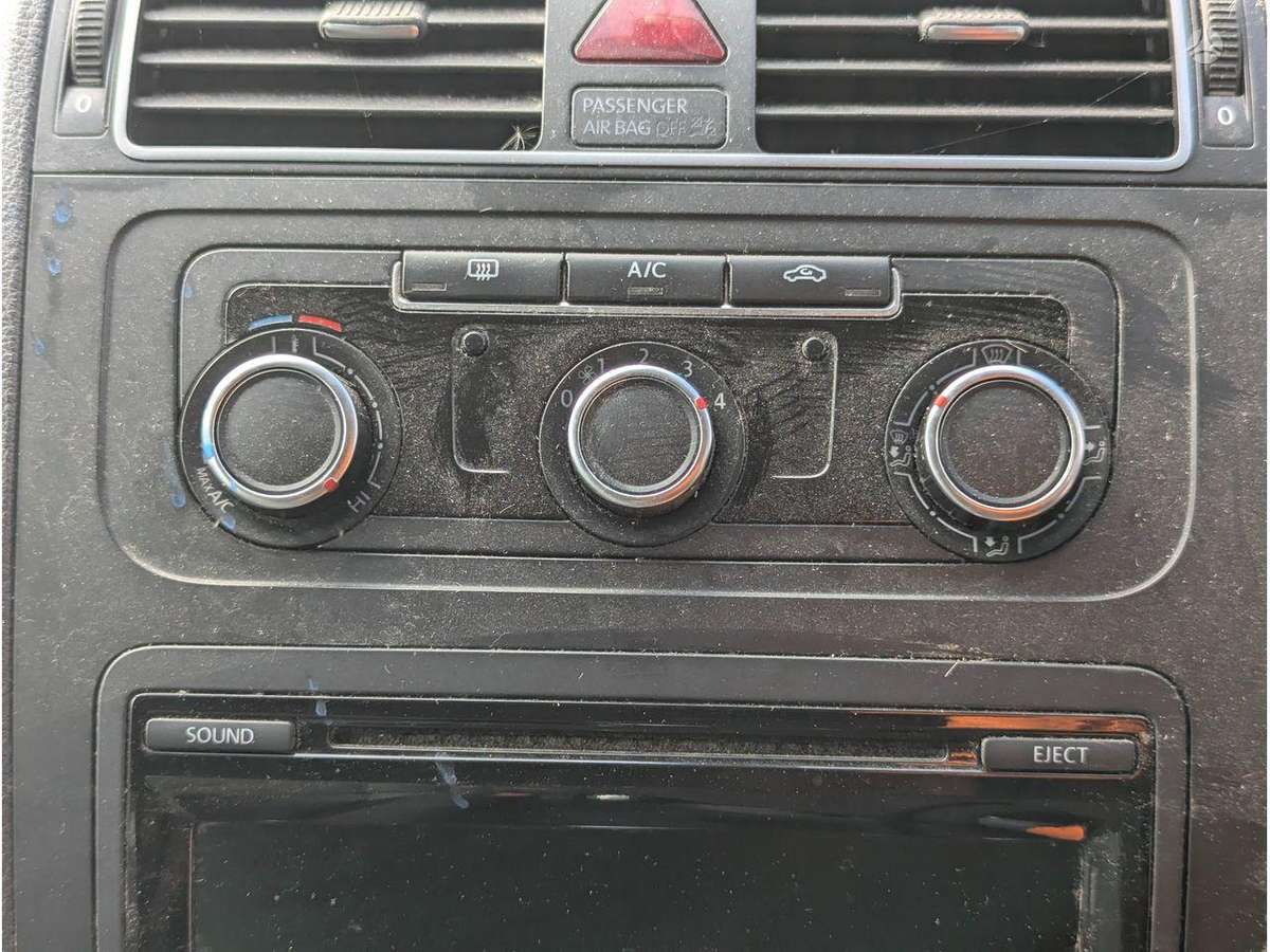 Volkswagen Touran engine