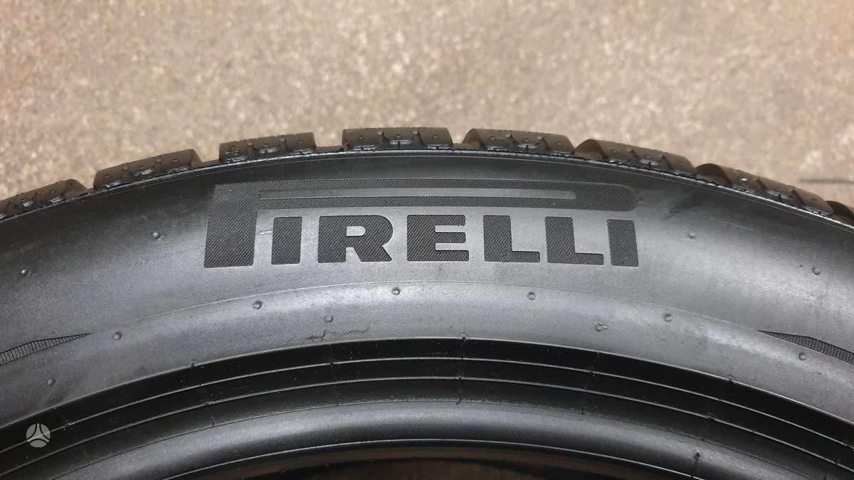Pirelli PZero Winter, зимние 255/45 R19