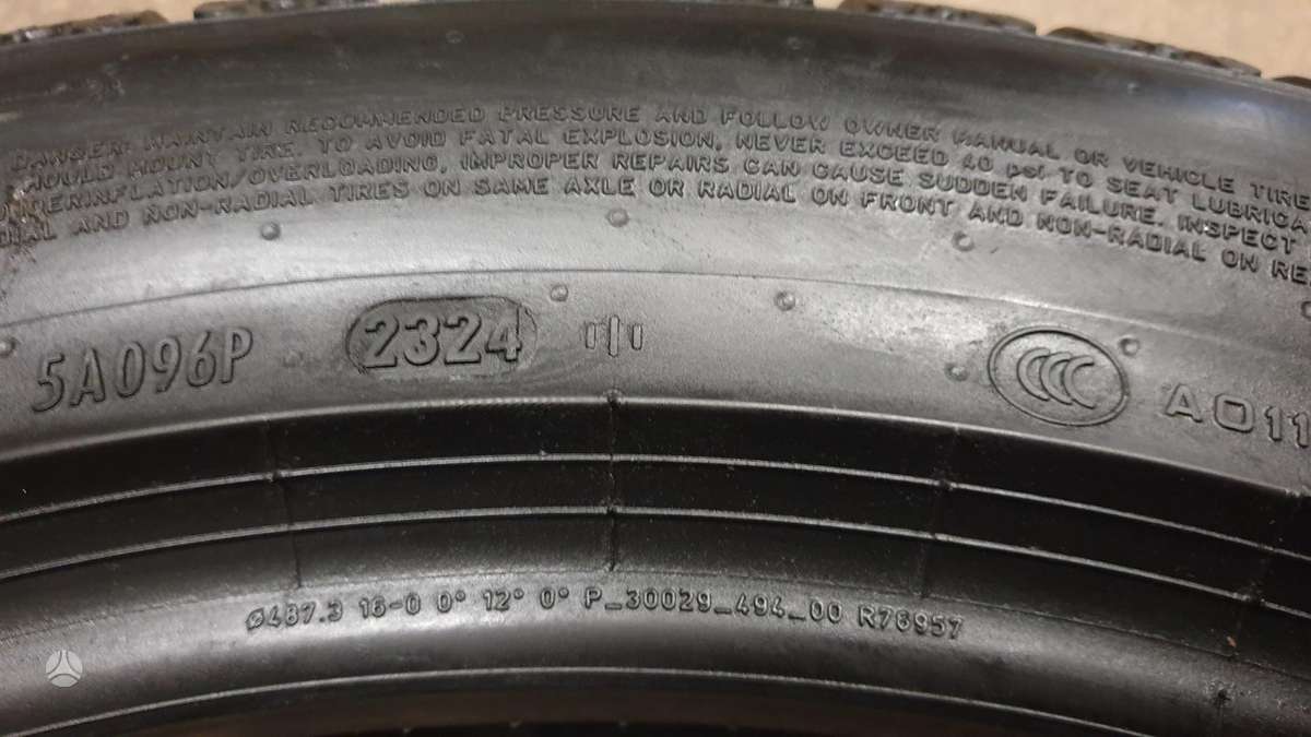 Pirelli PZero Winter, зимние 255/45 R19
