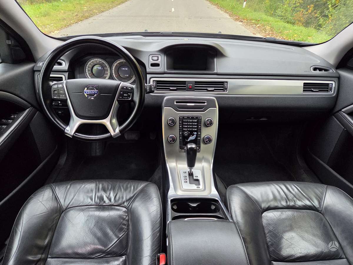 Volvo V70, 2.0 l., Универсал