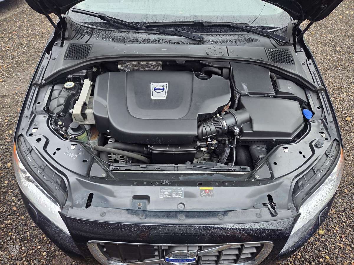 Volvo V70, 2.0 l., Универсал