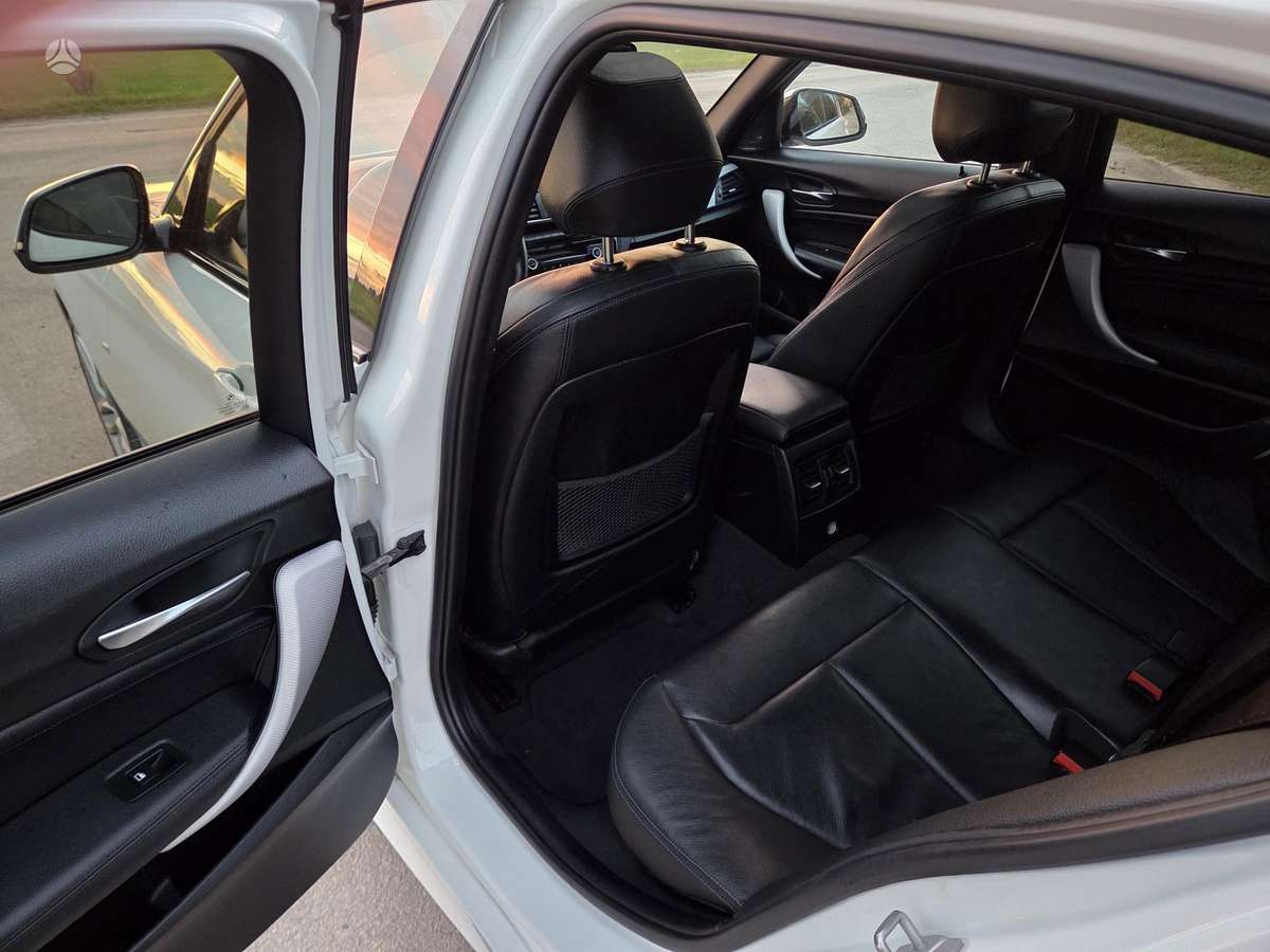 BMW 120, 2.0 l., Хэтчбек