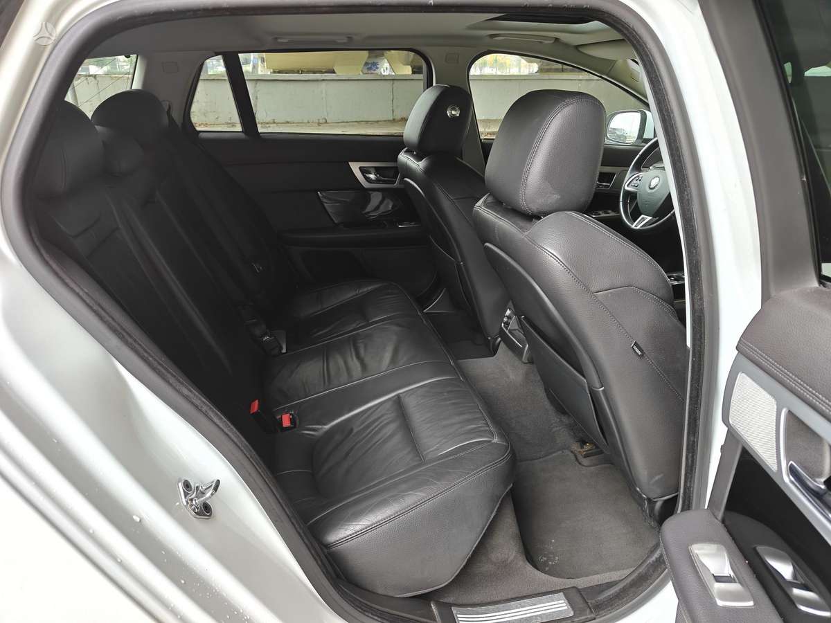 Jaguar XF, 3.0 l., wagon