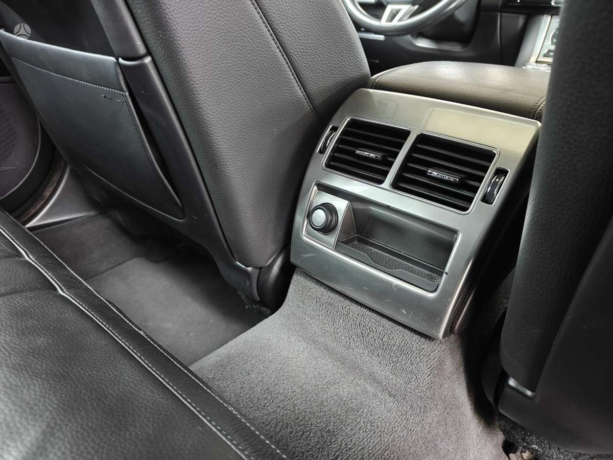 Jaguar XF, 3.0 l., Универсал