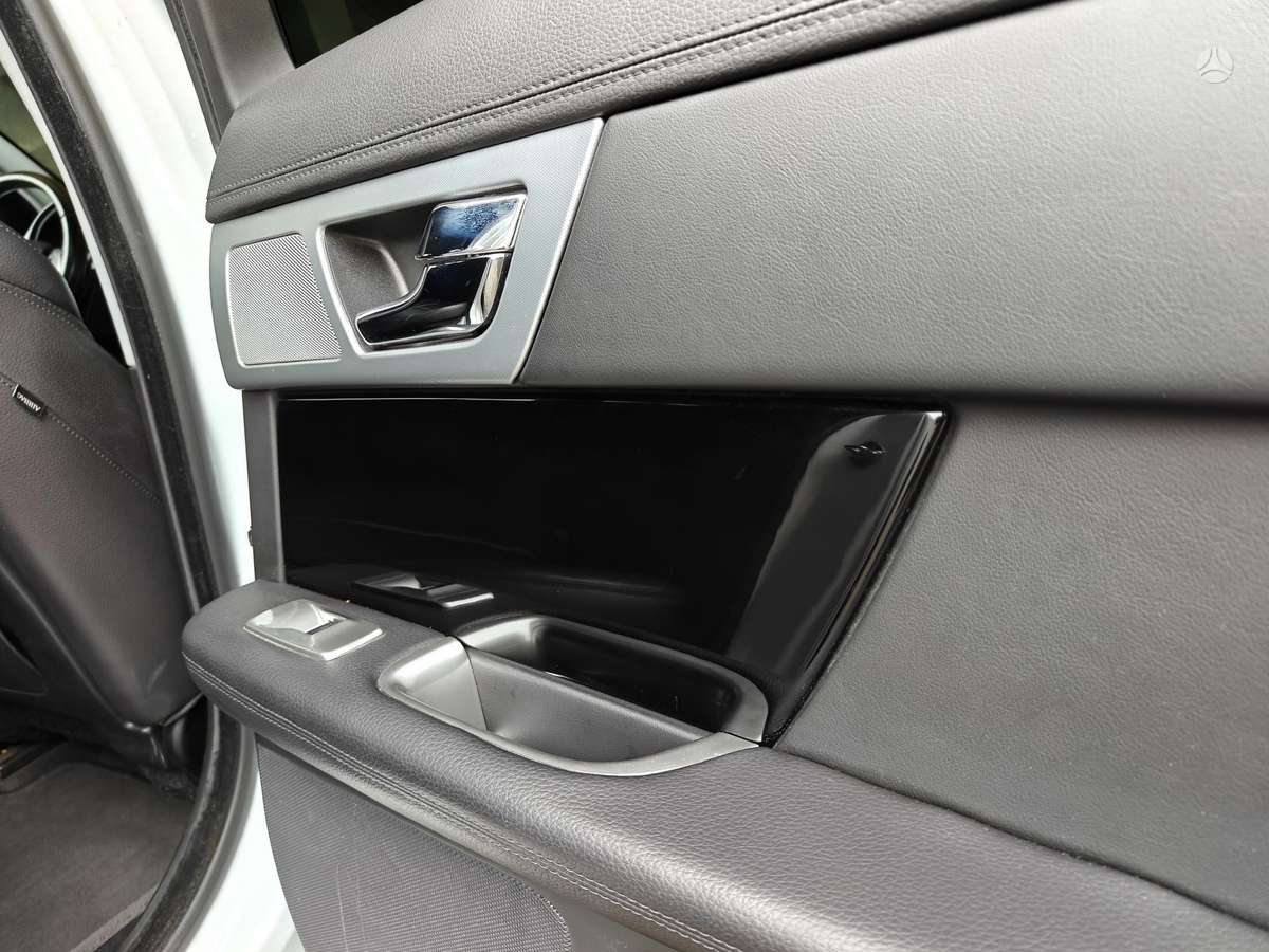 Jaguar XF, 3.0 l., Универсал