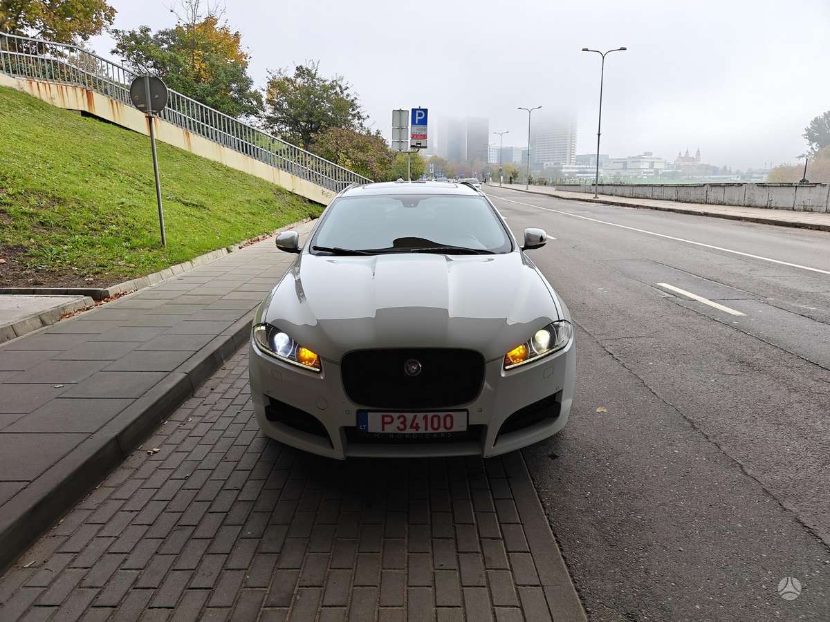 Jaguar XF, 3.0 l., wagon