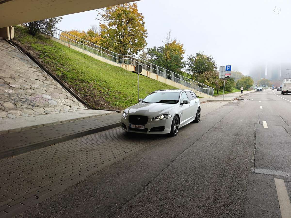 Jaguar XF, 3.0 l., wagon