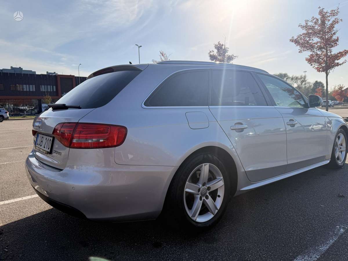 Audi A4, 2.0 l., Универсал