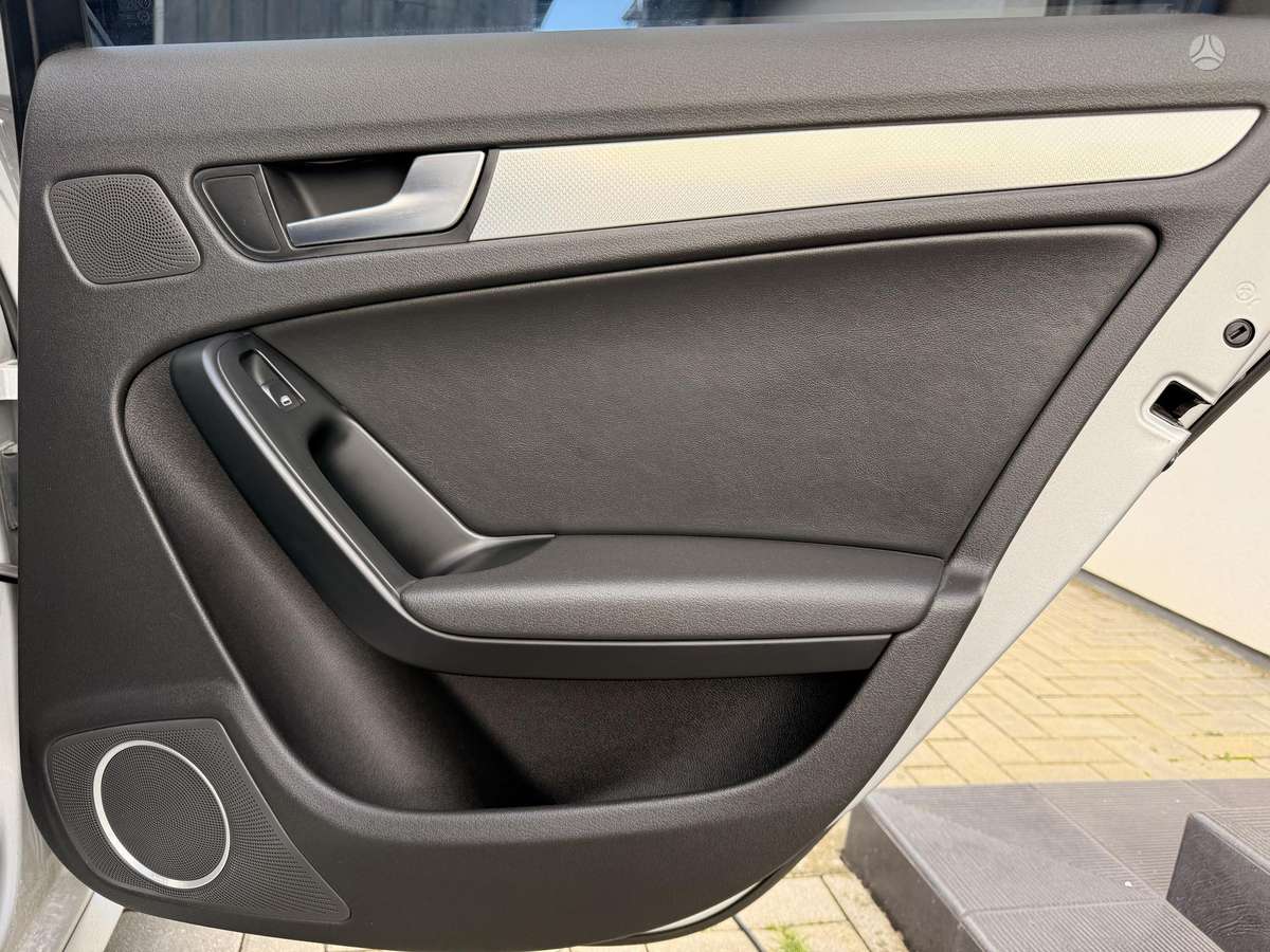 Audi A4, 2.0 l., Универсал