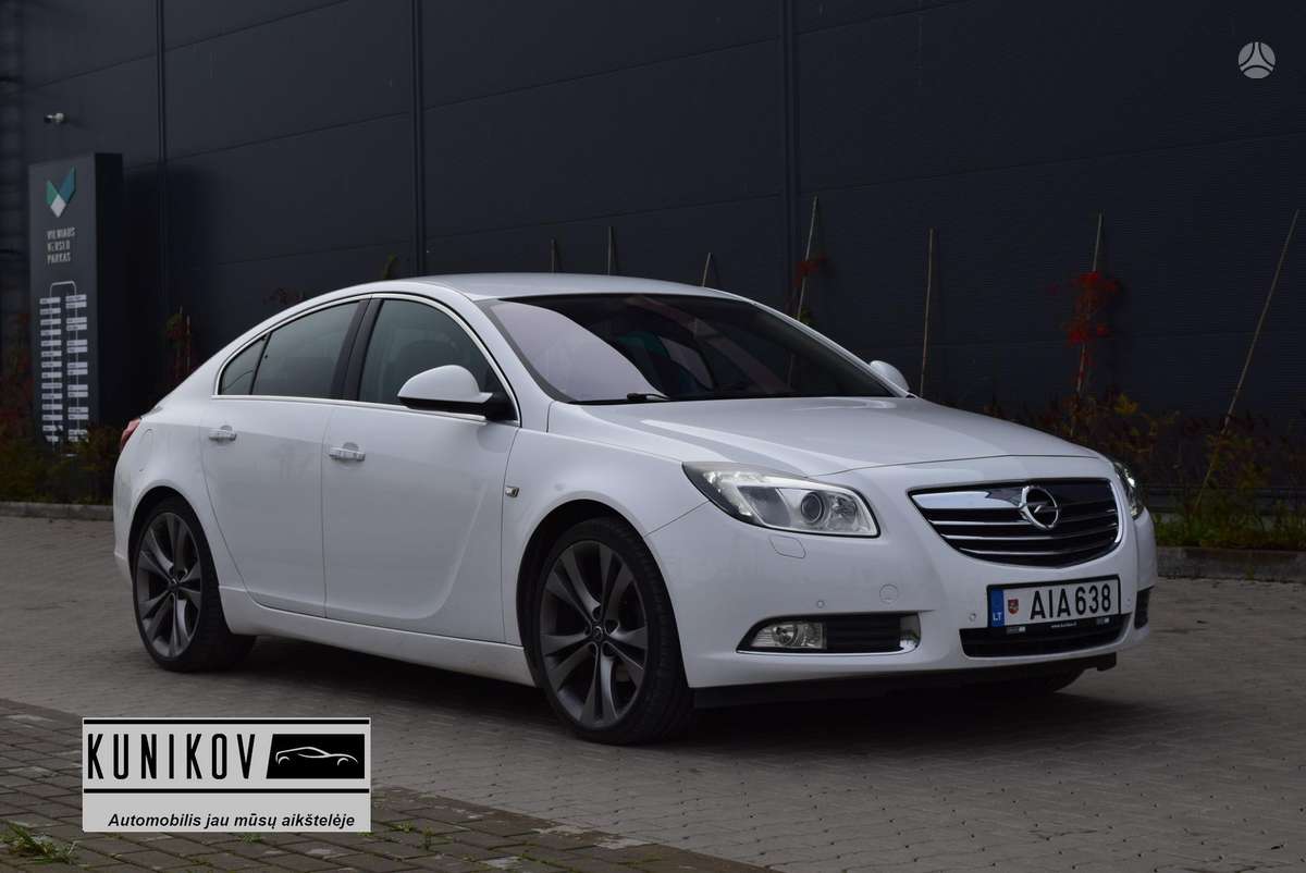 Opel Insignia, 2.0 l., hatchback