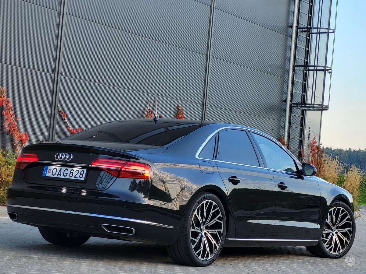 Audi A8, 3.0 l., sedanas