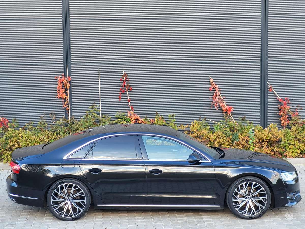 Audi A8, 3.0 l., sedanas